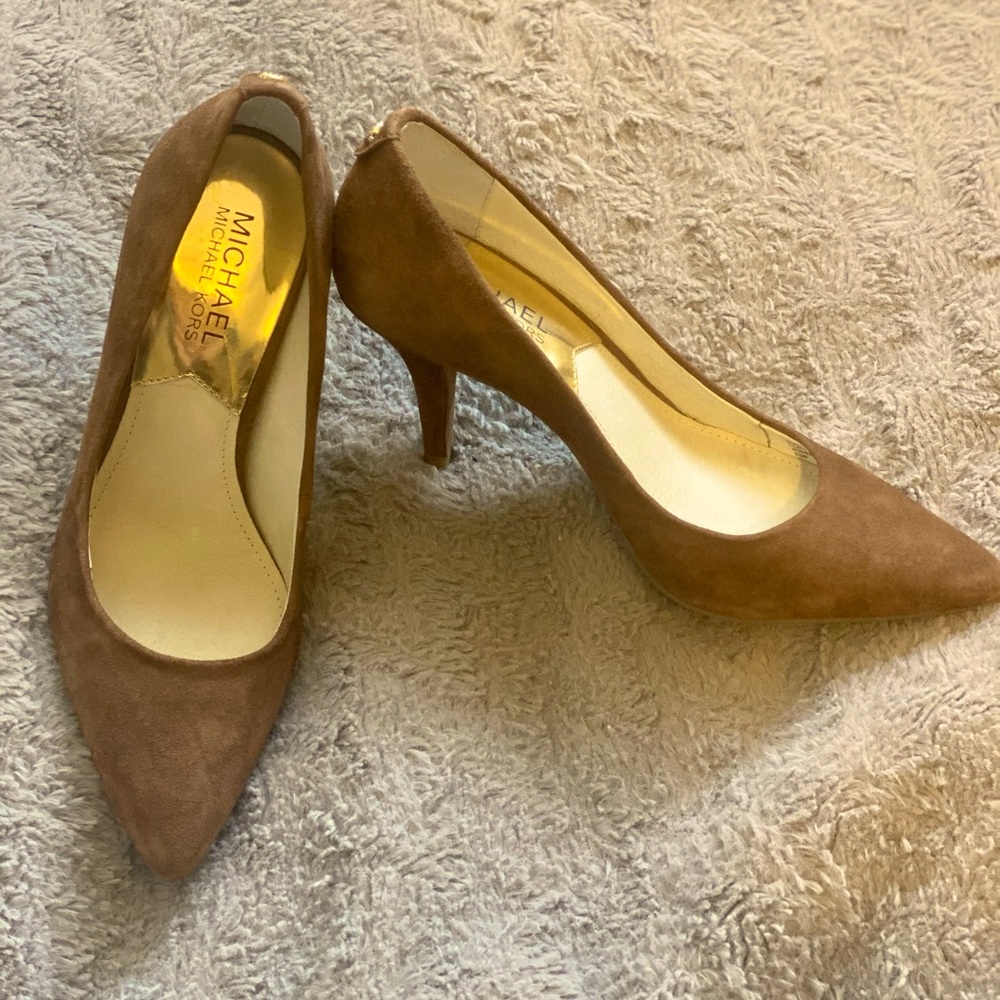 MICHAEL MICHAEL KORS HEELS 💕